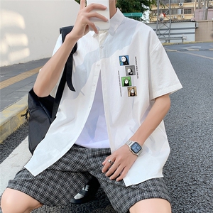 港风  夏季韩版宽松翻领短袖千与千寻印花衬衫男多色S632 P35控48图片