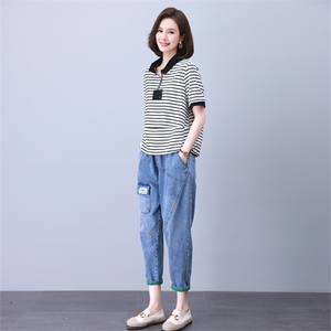 夏季T恤套装女2024年新款中年妈妈宽松时尚短袖休闲牛仔裤两件套图片