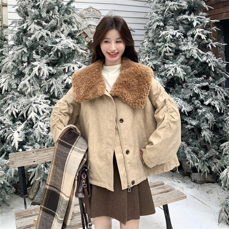 韩版宽松显瘦保暖羽绒服女冬季短款休闲90白鸭绒加厚毛领外套,女装羽绒服,维壹