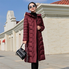 2024年时尚流行简约保暖连帽中长棉衣冬季上市，女装棉衣/棉服，涵亦佰惠