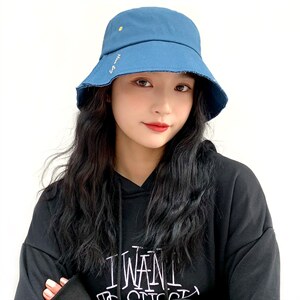 红渔夫帽女春夏日系防晒遮阳太阳帽子男盆帽素颜潮,把帽子放到校服外面穿搭图片