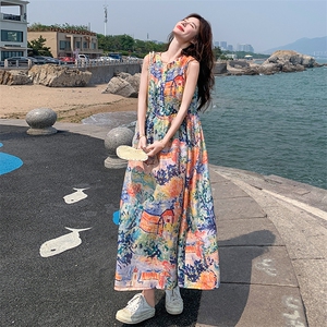 蕾丝拼接度假风无袖碎花连衣裙女夏2025新款绝美流行爆款多巴胺图片