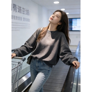 宽松慵懒松弛感条纹无帽圆领卫衣女冬季2026新款小个子超好看上衣图片