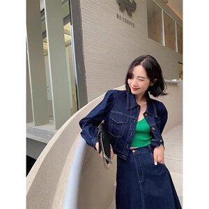 牛仔套装图片