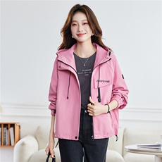 现货！刺绣连帽休闲外套女短款2026年春季新款宽松休闲玫粉色上衣，女装短外套，沐七七