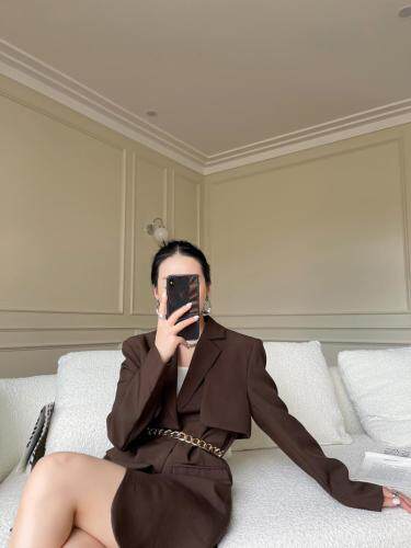 秋季新款气质链条腰带收腰连衣裙，女装连衣裙，LION&CAT(2F)