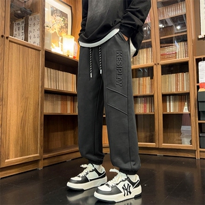 Q3111-TP40控58早秋新品钢印美式休闲裤男运动百搭束脚小脚裤子图片