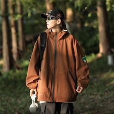 新款防水连帽外套男休闲春秋潮牌宽松美式夹克冲锋衣M7870-P65，男装夹克，星座1109-3