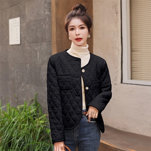 现货主推-2024冬季新款韩版气质菱形格泡泡圆领小香风棉服外套女图片