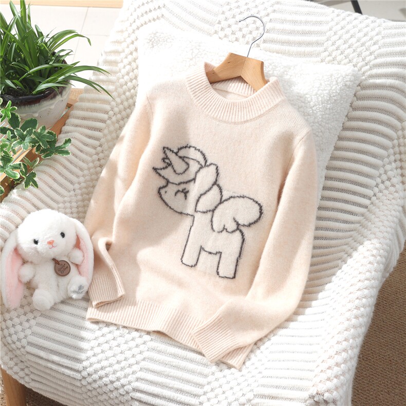 新款百搭双股小飞马刺绣，童装儿童羊毛衫，蒙王妃