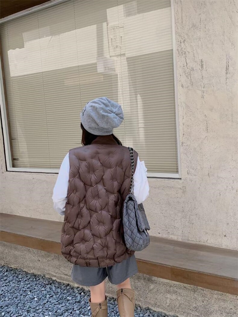 羽绒马甲女2022秋冬新款加厚保暖连帽马夹外穿坎肩，女装马甲，川哲