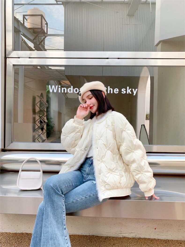 珍珠面料拼接水貂羽绒服，女装羽绒服，得到THETHAT