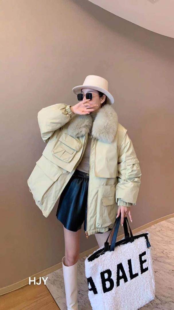 冬季派克羽绒服狐狸毛，女装羽绒服，得到THETHAT