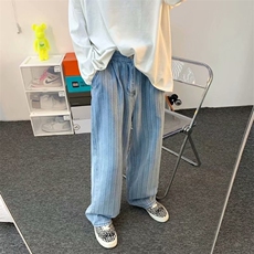 浅蓝色