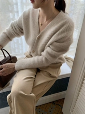 秋冬新款女V领外搭纯色韩版毛衣外套显瘦羊毛开衫，女装羊毛衫，思途羊绒