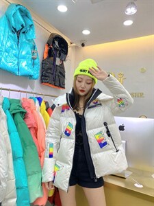 羽绒服外套图片
