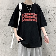 黑色