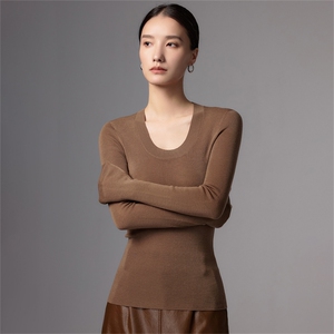 极简风精纺羊毛衫女2025新款法式高端修身显瘦针织打底衫通勤毛衣图片