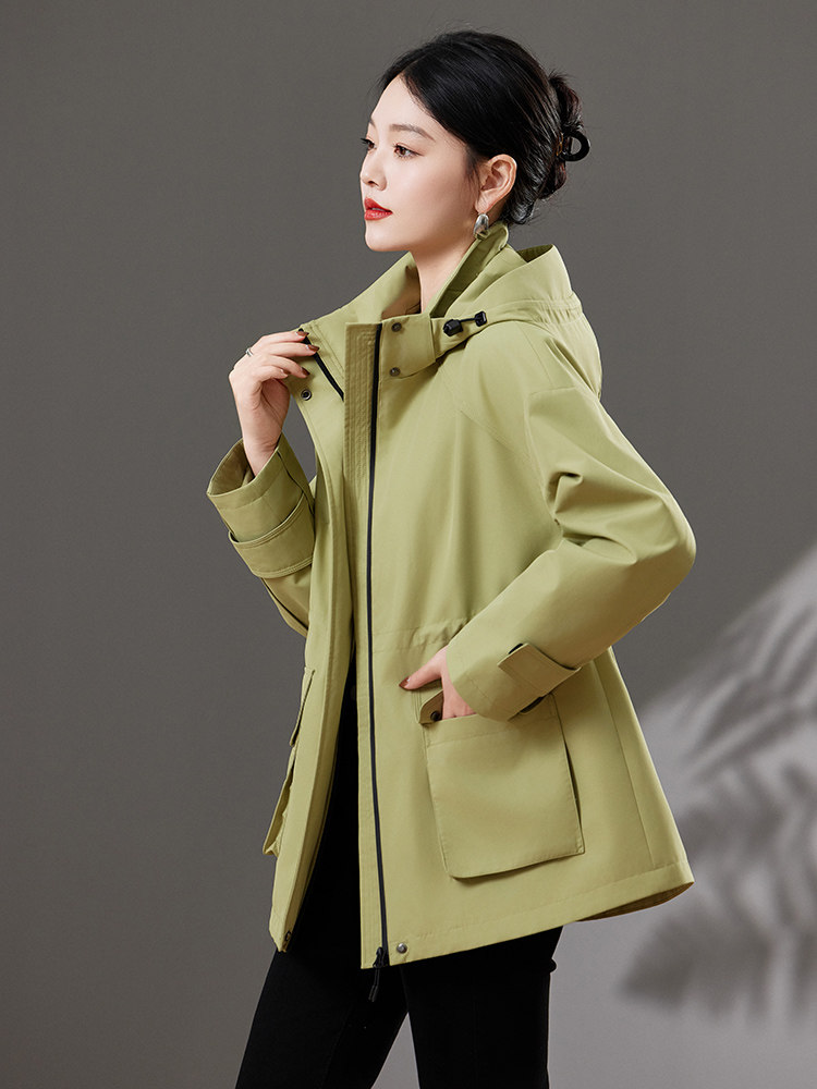 品牌专柜！韩版可拆连帽抽绳收腰冲锋衣外套2025年春季新款风衣女,女装风衣,靓衣阁