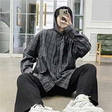 深灰色