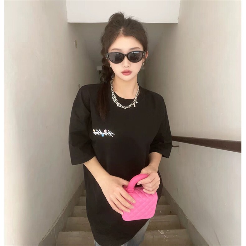 万针全刺绣工艺抖音得物高品质260克重磅纯棉双纱美式高街短袖T恤图片