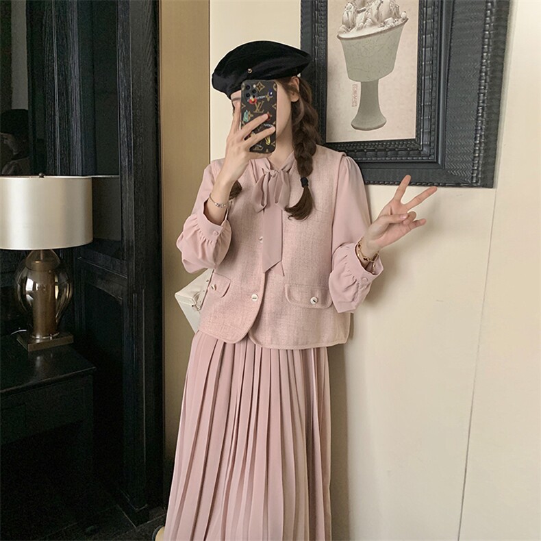 小香风粉色长袖Polo连衣裙叠穿马甲女春夏秋超火好看长裙两件套装,女装套装/套裙,2C269
