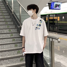 白色