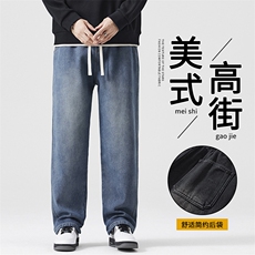 深蓝色