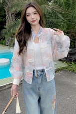 新中式风复古刺绣提花薄款防晒空调服夹克短款外套+牛仔裤套装，女装短外套，先锋丽姿