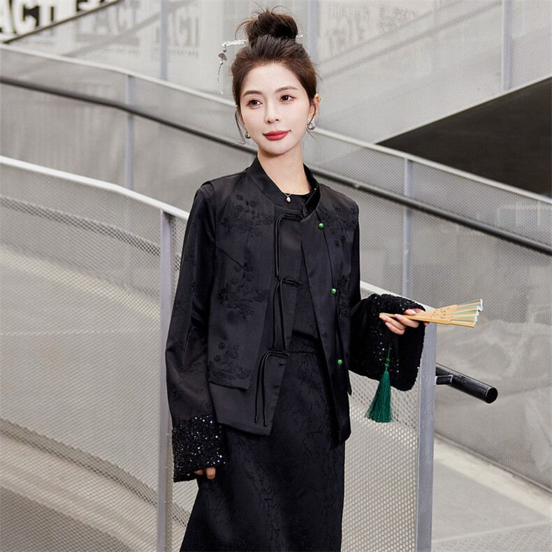 2024新款女士春装时尚潮流复古盘扣立领百搭减龄显瘦马甲上衣,女装马甲,施恩睿棋