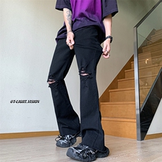 黑色
