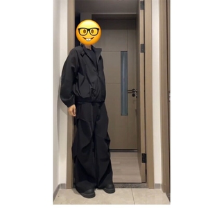 美式夹克外套休闲宽松高级男女春秋冲锋衣纯色简约百搭飞行员夹克图片