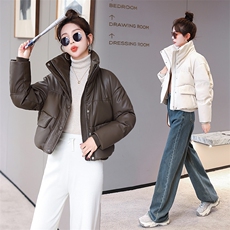 2024年冬季新款现货免洗柔软皮加厚立领面包服韩版小个子羽绒服，女装羽绒服，卡杰菲