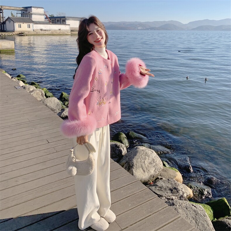 现货新款2183-P390-K596双面羊绒带袖毛狐狸毛可脱，女装双面呢大衣，网红馆