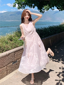 2026夏季新款法式A字娃娃裙粉藕色显嫩百搭出片连衣裙中长无袖图片