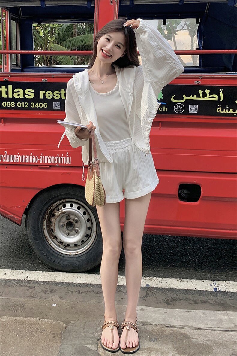 【现货上新】气质清爽减龄时尚轻盈柔软防晒套装088-6611p135k188,女装套装/套裙,2C088