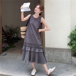 灰色木耳边拼接无袖连衣裙女夏2025新款背心裙休闲鱼尾裙爆款流行图片