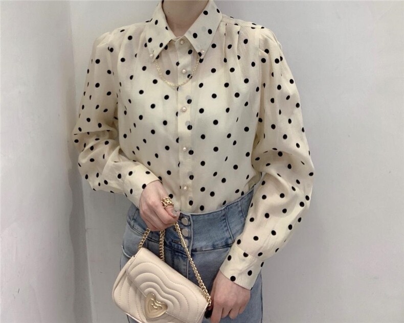 春季新款韩版小衫，女装，朵缇