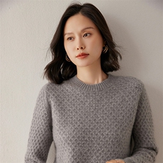 2025年秋季新款七针圆领小圆型花纹针织上衣时尚休闲通勤百搭，女装羊绒衫，米琪莲羊绒