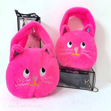 小姿态毛绒玩具 波点猫手提包