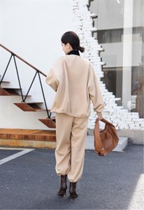 羽绒套装，女装职业装，线象