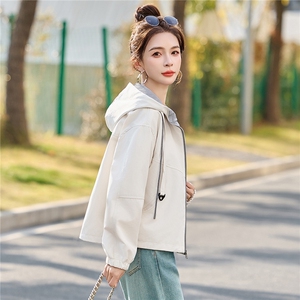 现货！现货！2026年春秋新款时尚撞色减龄百搭短款外套女图片