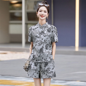 新中式国风提花套装女2025春夏新款小个子时尚短袖上衣短裤两件套图片