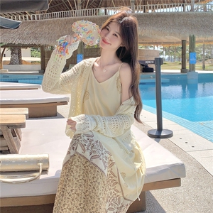 法式复古民族风吊带裙两件套女夏季防晒针织开衫气质度假连衣裙图片