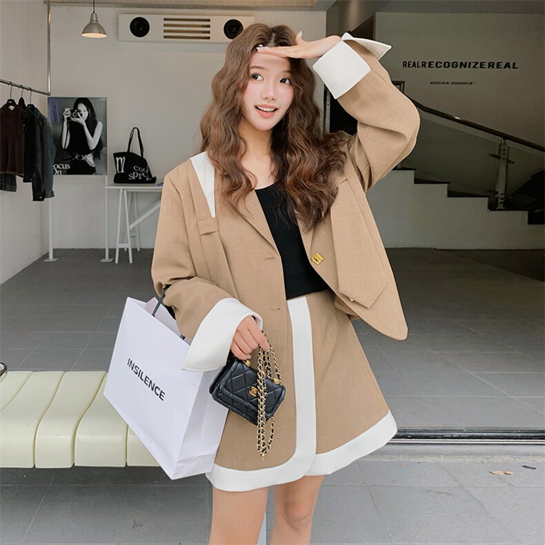 秋款现货-卡其色撞色拼接小西装短裙套装，女装套装/套裙，浙宝287