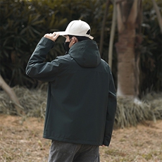 FL88821-618春秋男女防风防水冲锋衣户外连帽时尚休闲夹克，男装夹克，电商B360