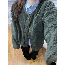 橄榄绿