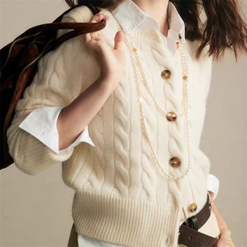 羊范智性学究感~秋冬复古绞花羊毛衫女高级老钱风加厚针织衫，女装羊毛衫，旭驰羊绒