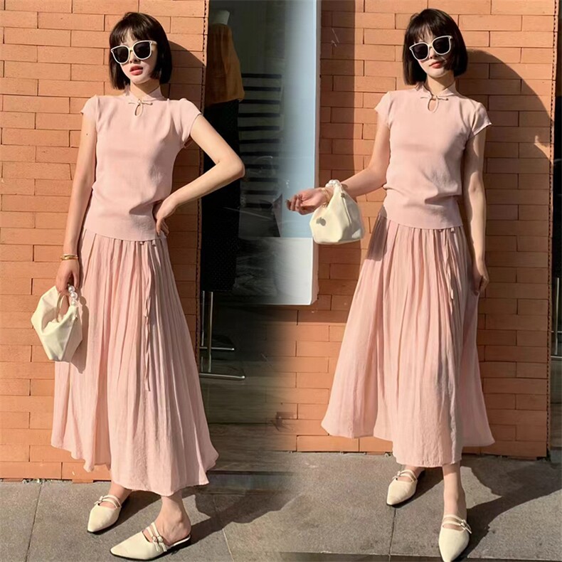 现货2024年新款女夏季时尚潮流气质优雅复古盘扣修身显瘦套装裙，女装套装/套裙，奋斗女王