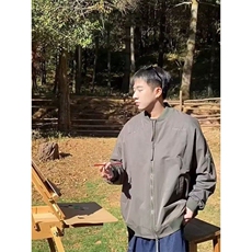 绿色